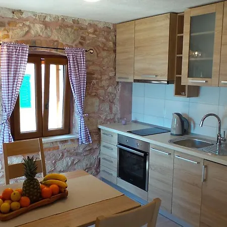 Apartments Dvor Rogoznica  Room photo