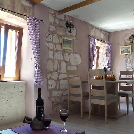 Apartments Dvor Rogoznica  Room photo