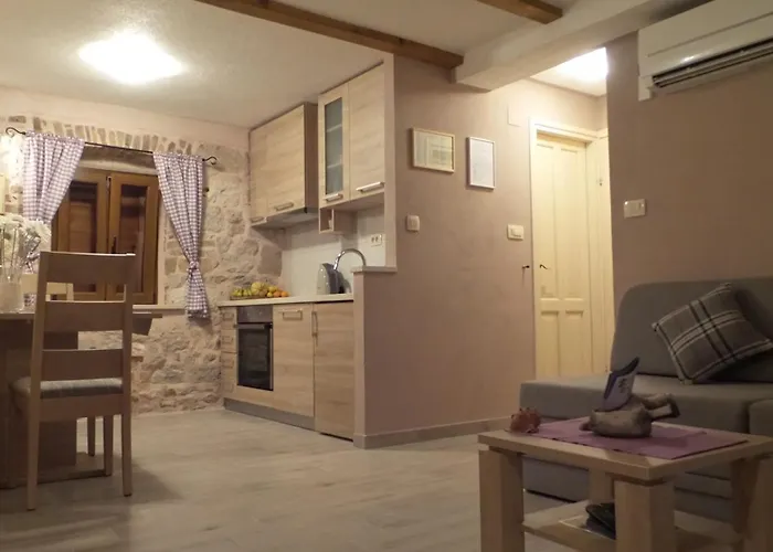 Apartments Dvor