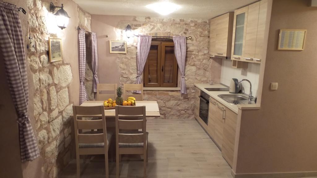 Apartment Dvor Rogoznica (Sibenik-Knin)