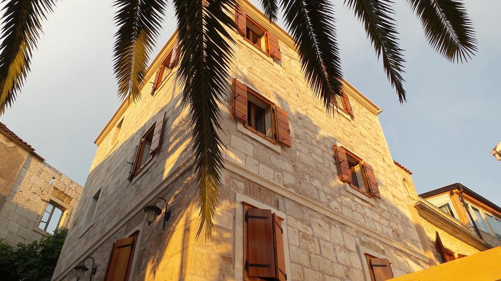 Dvor Rogoznica (Sibenik-Knin)